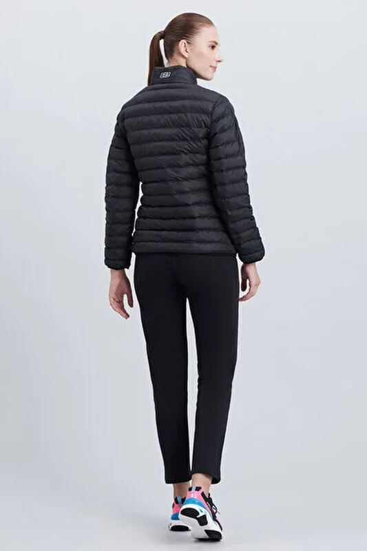 W Turtle Neck ESSential Jacket Kadın Siyah Mont - S212273